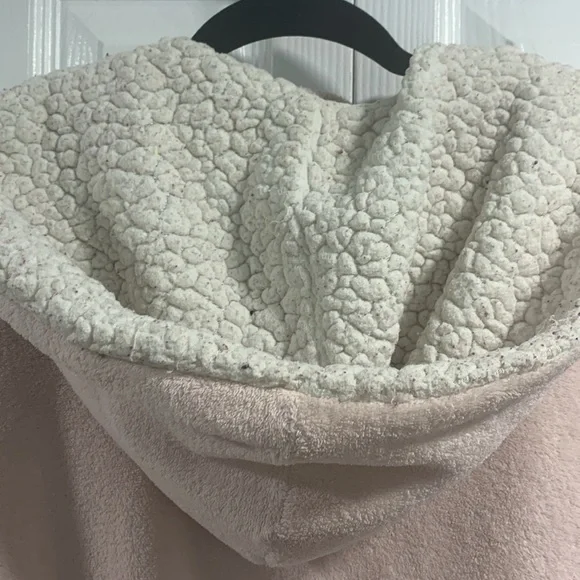 Soft Ulta Robe - Picture 9 of 11